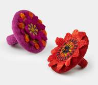 Felted rings with weaving<br><span style="font-size: 10px;">––––––––––––––––––––––––––––––––––––––––––––</span><br><i>Nemezgyűrűk szövéssel</i>