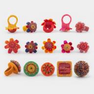 Felted rings with weaving<br><span style="font-size: 10px;">––––––––––––––––––––––––––––––––––––––––––––</span><br><i>Nemezgyűrűk szövéssel</i>